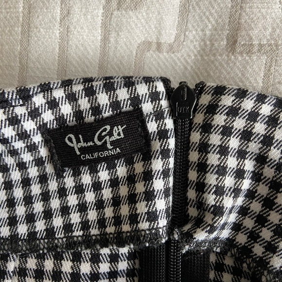 Brandy Melville Black and White Plaid Mini Skirt - Picture 3 of 4